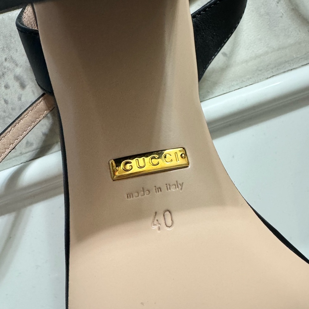 Gucci Marmont Leather Block Heel Sandal
SALE!!! Closet Clean Out Price - Picture 7 of 13